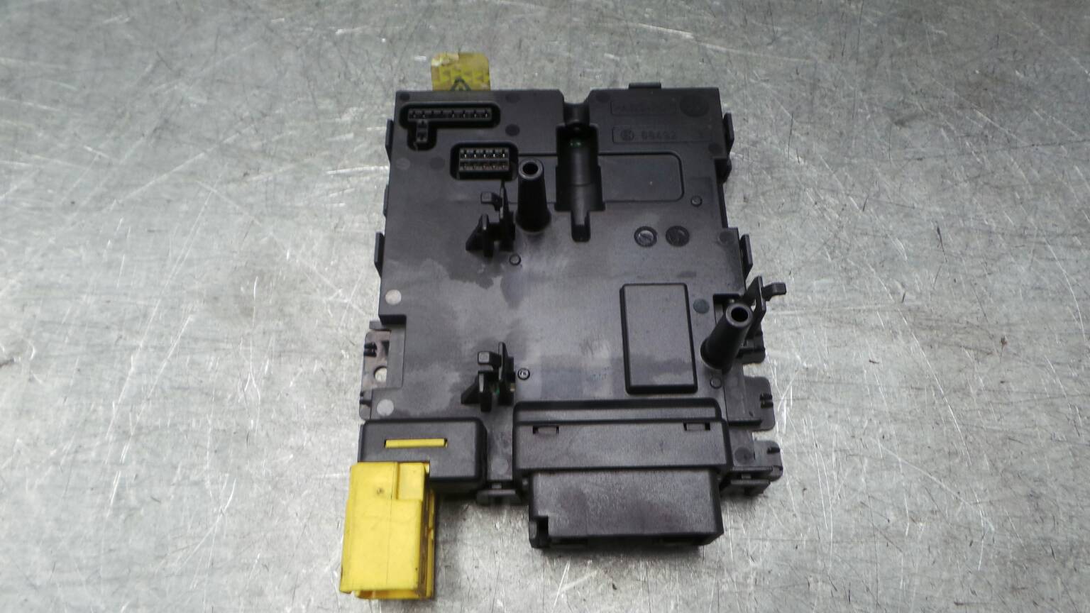Electronic module VW PASSAT B6 Variant (3C5) 2.0 TDI 16V 1187344 BParts