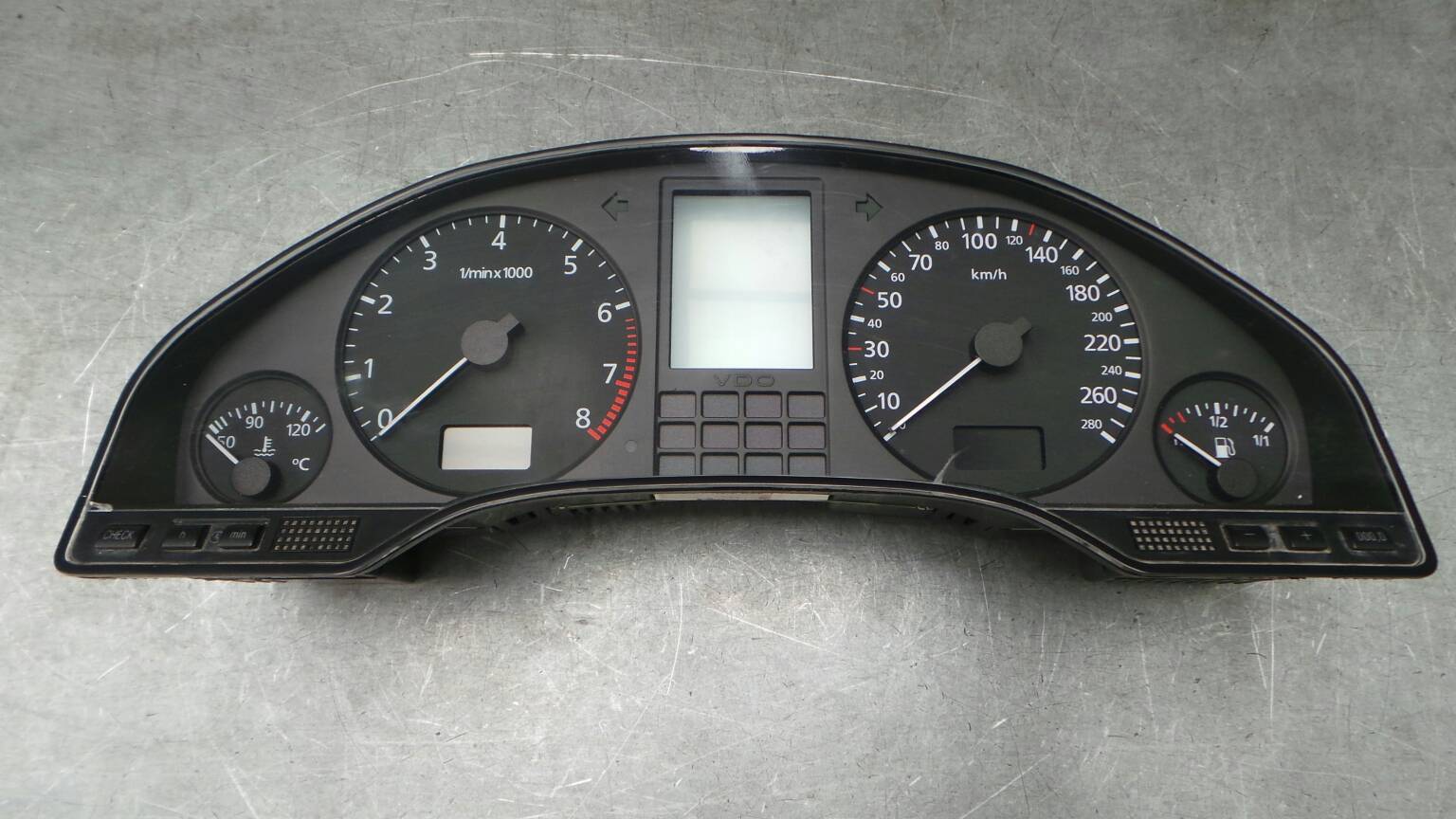 Instrument cluster AUDI A8 D2 (4D2, 4D8) 2.8 1282798 BParts