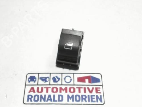 switch-bmw-2-active-tourer-f45-2013-2014-2015-2016-2017-2018-2019-2020-2021-40469201 main image