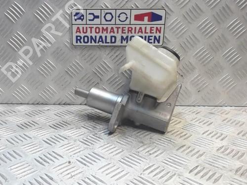 brake-master-cylinder-audi-a8-d4-4h2-4h8-4hc-4hl-2009-2010-2011-2012-2013-2014-2015-2016-2017-2018-2019-40367623 main image