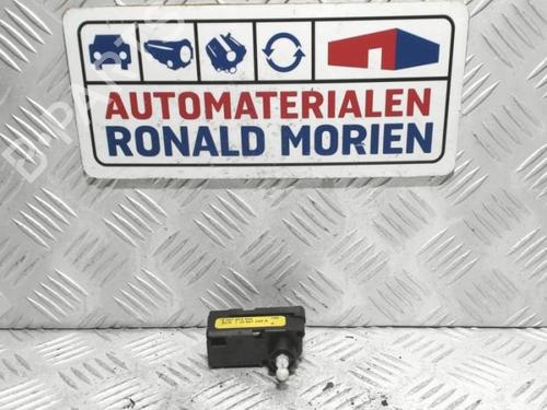Used Headlight adjuster motor Headlight adjuster motor VW TRANSPORTER T5 Bus (7HB, 7HJ, 7EB, 7EJ) 1.9 TDI (85 hp) 40427226 40427226