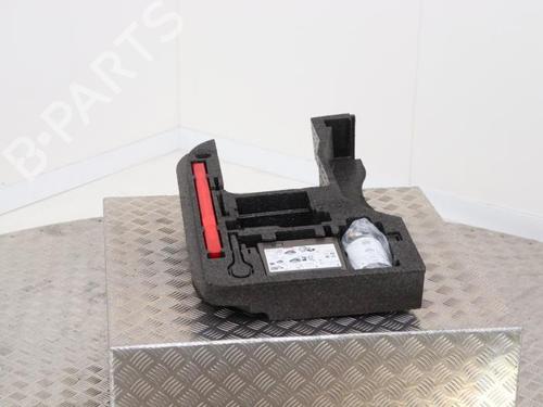 jack-kit-audi-tt-8j3-2006-2007-2008-2009-2010-2011-2012-2013-2014-2015-40474942 main image