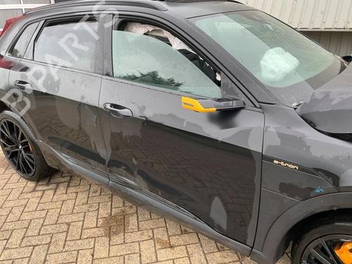 Used Right front door Right front door AUDI E-TRON (GEN) 55 quattro (408 hp) 40420418 40420418