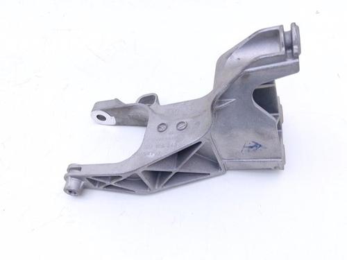 Used Engine mount Engine mount VW MULTIVAN T5 (7HM, 7HN, 7HF, 7EF, 7EM, 7EN) 2.0 (115 hp) 40379165 40379165