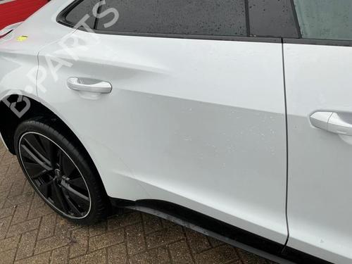 right-rear-door-audi-e-tron-gt-saloon-f83-f8p-2020-40423751 main image