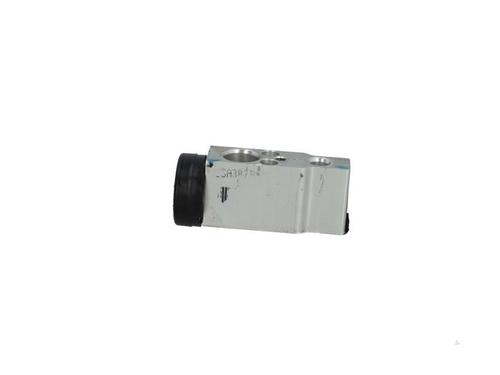 electronic-sensor-suzuki-grand-vitara-ii-jt-te-td-2005-40402577 main image