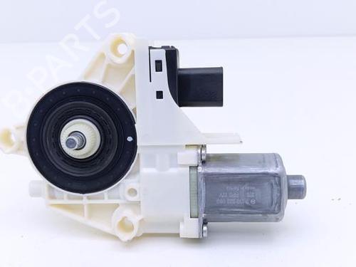electronic-module-tesla-model-y-5yjy-2019-40415481 main image