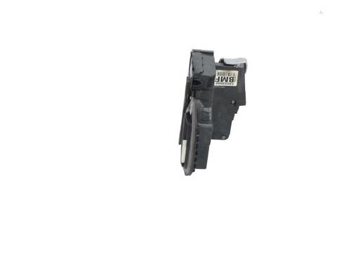 front-right-lock-opel-astra-k-b16-2015-2016-2017-2018-2019-2020-2021-2022-40404180 main image