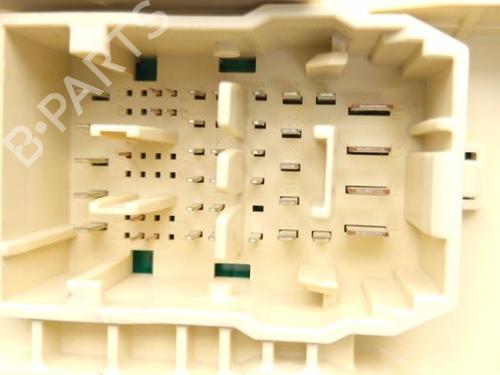 Fuse box KIA CEED Sportswagon (CD) 1.4 T-GDI | BP40413213E1 - Image 2