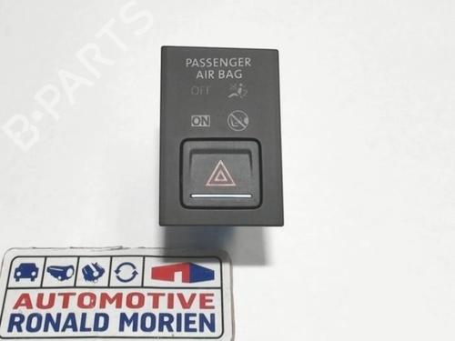 Used Switch Switch VW GOLF VII (5G1, BQ1, BE1, BE2) 1.6 TDI (110 hp) 40388389 40388389