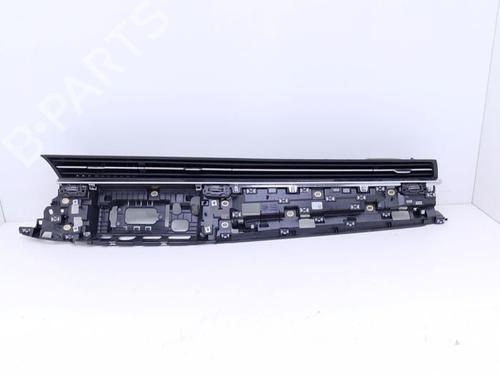 air-vent-audi-q8-4mn-4mt-2018-40420758 main image