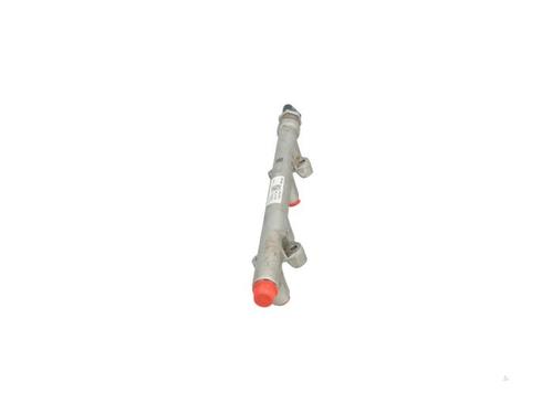 Used Injection rail Injection rail VW GOLF VIII (CD1, DA1) 1.5 eTSI (150 hp) 40475956 40475956