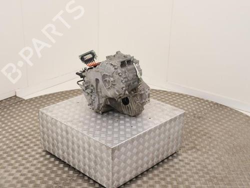 gearbox-toyota-corolla-estate-_e21_-2019-40420373 main image