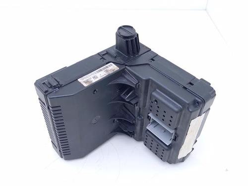 Used Fuse box Fuse box VOLVO S60 I (384) T5 (260 hp) 40372653 40372653