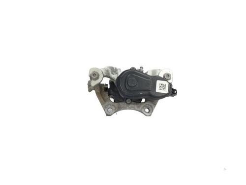 left-rear-brake-caliper-toyota-corolla-hatchback-_e21_-_ea1_-_eh1_-2018-40404848 main image
