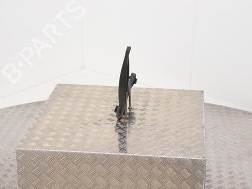 Right front suspension arm CITROËN DS5 2.0 HDi 200 Hybrid4 All-wheel Drive | BP40473789M13 - Image 3