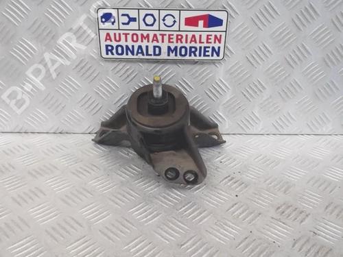 engine-mount-kia-sportage-iii-sl-2009-2010-2011-2012-2013-2014-2015-2016-2017-40379287 main image