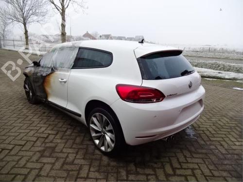 Engine control unit (ECU) VW SCIROCCO III (137, 138) 2.0 TDI | BP40471092M57 - Image 9