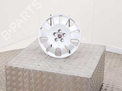 Used Hub cap Hub cap FIAT DOBLO MPV (510_, 511_, 360_, 361_) BlueHDi 130 (131 hp) 40406076 40406076