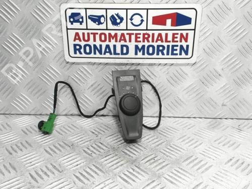 switch-citroen-c4-spacetourer-3d_-2018-40469083 main image
