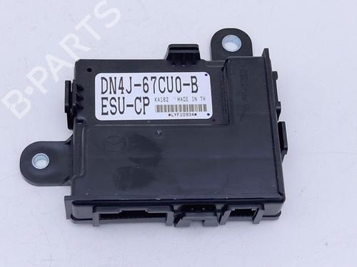 Used Control unit Control unit MAZDA MX-30 (DR) e-SKYACTIV (DR1W) (145 hp) 40424109 40424109