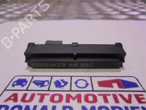 Used Switch Switch VW GOLF VI Variant (AJ5) 1.6 TDI (105 hp) 40428487 40428487