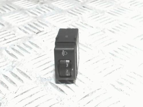 Used Switch Switch NISSAN JUKE (F15) 1.6 (117 hp) 40427726 40427726