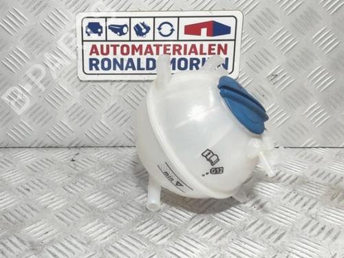 expansion-tank-vw-tiguan-5n_-2007-2008-2009-2010-2011-2012-2013-2014-2015-2016-2017-2018-40369208 main image