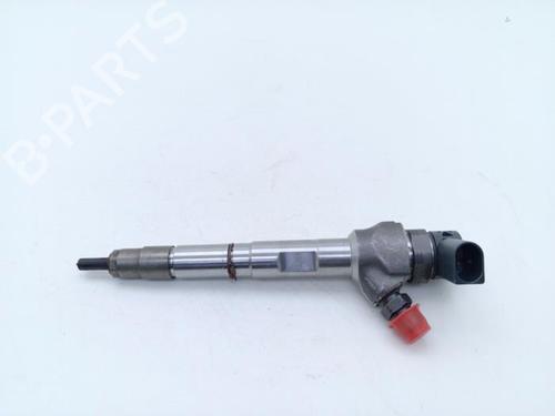 injector-vw-golf-vii-5g1-bq1-be1-be2-2012-2013-2014-2015-2016-2017-2018-2019-2020-2021-40375957 main image