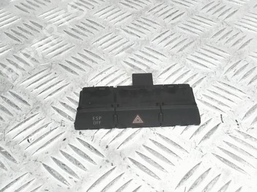 warning-switch-audi-q7-4lb-2006-2007-2008-2009-2010-2011-2012-2013-2014-2015-2016-40361238 main image