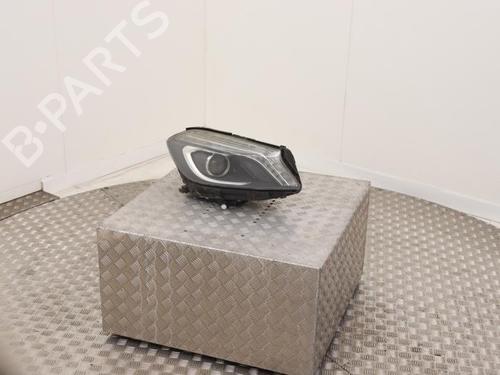 Used Right headlight Right headlight MERCEDES-BENZ A-CLASS (W176) A 180 CDI (176.000) (109 hp) 40410064 40410064