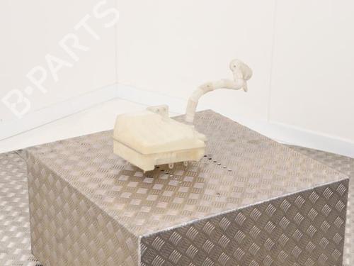 windscreen-washer-tank-vw-golf-v-1k1-2003-2004-2005-2006-2007-2008-2009-2010-40368720 main image