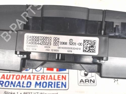 Used Warning switch Warning switch MERCEDES-BENZ SPRINTER 3,5-t Platform/Chassis (B906) 313 CDI (906.131, 906.133, 906.135, 906.231, 906.233,... (129 hp) 40361263 40361263