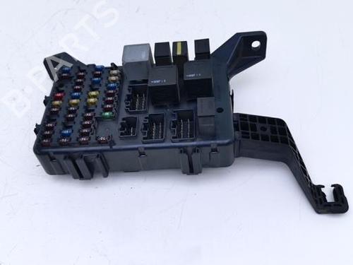 Used Fuse box Fuse box FORD MONDEO III Turnier (BWY) 2.0 16V DI / TDDi / TDCi (90 hp) 40372452 40372452