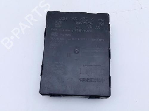 Used Electronic module Electronic module VW PASSAT B8 (3G2, CB2) 1.5 TSI (150 hp) 40431925 40431925