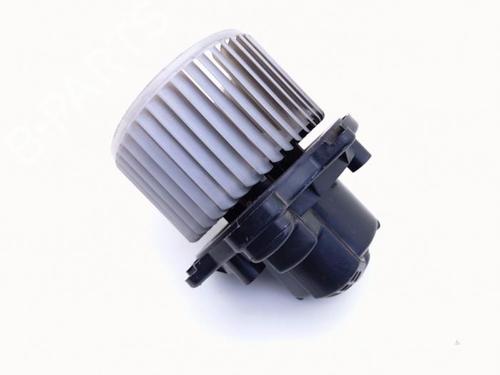 Used Heater blower motor Heater blower motor SUZUKI JIMNY Closed Off-Road Vehicle (SN) 1.5 DDiS 4WD (SN415D) (65 hp) 40472175 40472175