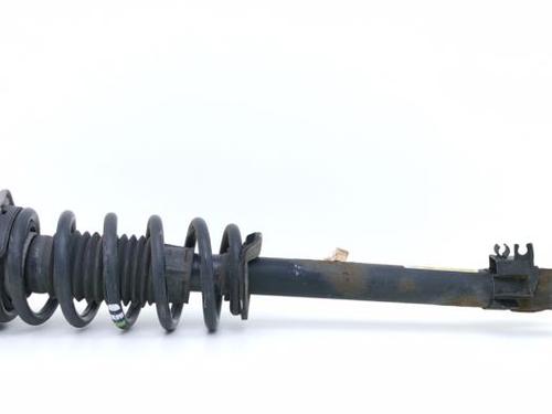 Used Left front shock absorber Left front shock absorber MERCEDES-BENZ C-CLASS (W205) C 180 (205.040, 205.140) (156 hp) 40415275 40415275