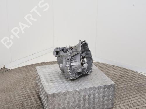 Used Gearbox Gearbox MERCEDES-BENZ SPRINTER 3,5-t Van (B907, B910) 317 CDI (910.633) (170 hp) 40424274 40424274
