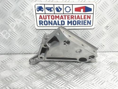 Used Engine mount Engine mount AUDI A1 Sportback (8XA, 8XF) 1.6 TDI (115 hp) 40378980 40378980