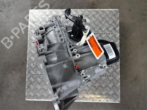 gearbox-dacia-sandero-ii-2012-40383174 main image