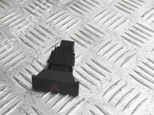 Used Warning switch Warning switch SEAT ATECA (KH7, KHP) 1.0 TSI (116 hp) 40387961 40387961