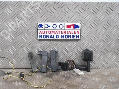 electronic-module-ford-c-max-ii-dxacb7-dxaceu-2010-2011-2012-2013-2014-2015-2016-2017-2018-2019-40367448 main image