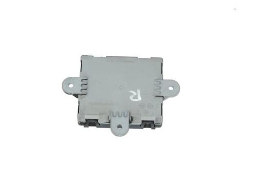 electronic-module-jaguar-i-pace-x590-2018-40476165 main image