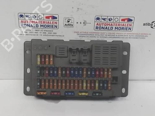 Used Fuse box Fuse box MINI MINI Convertible (R52) Cooper (116 hp) 40372612 40372612