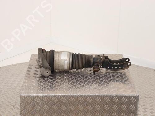Used Right front shock absorber Right front shock absorber PORSCHE CAYENNE (9PA) S 4.5 (340 hp) 40395763 40395763