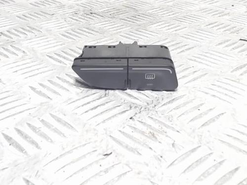 switch-ford-focus-iii-turnier-2010-2011-2012-2013-2014-2015-2016-2017-2018-2019-2020-40361819 main image