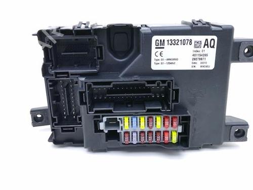Used Fuse box Fuse box OPEL CORSA D (S07) 1.3 CDTI (L08, L68) (95 hp) 40372515 40372515