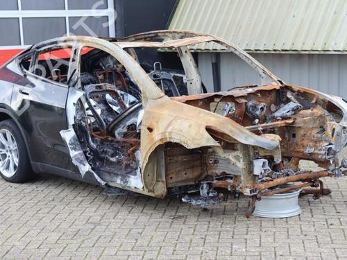 TESLA MODEL Y (5YJY) EV 5064938