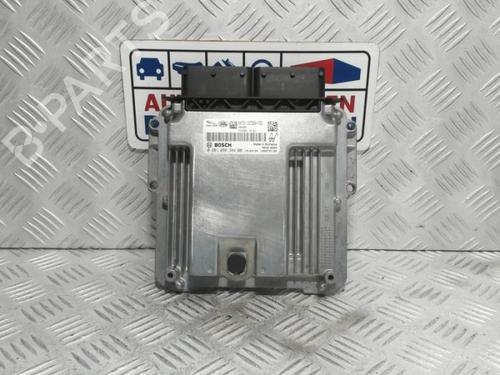 Used Engine control unit (ECU) Engine control unit (ECU) LAND ROVER DISCOVERY SPORT (L550) 2.2 D 4x4 (150 hp) 40471113 40471113
