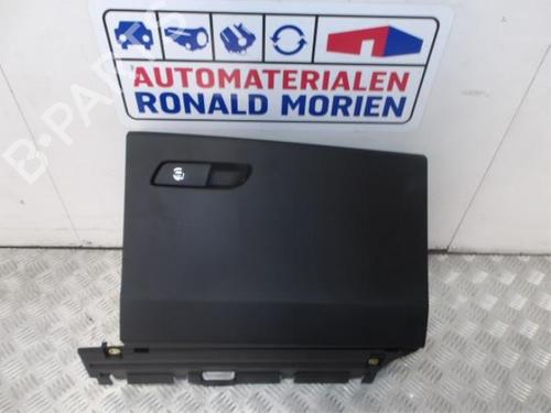 glove-box-audi-q5-fyb-fyg-2016-40358820 main image